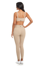 ليغينغز مخططة وأنيقة ريبيت