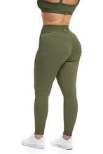 ليغينغز مخططة وأنيقة ريبيت