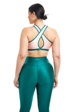 بلوزة قصيرة بدون أكمام